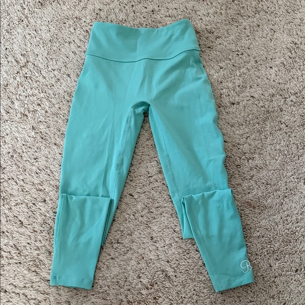 Bombshell Bunny Leggings BNWOT - Picture 4 of 5